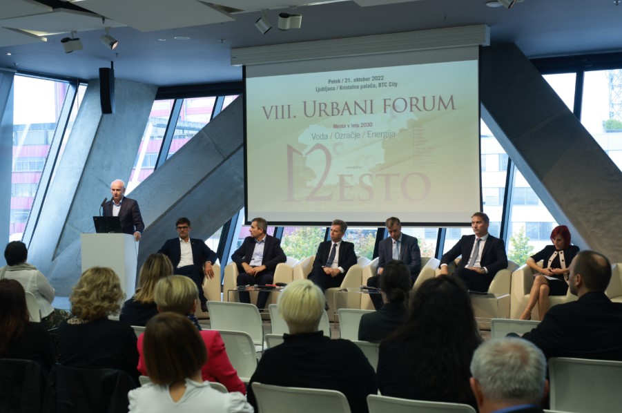 Urbani Forum