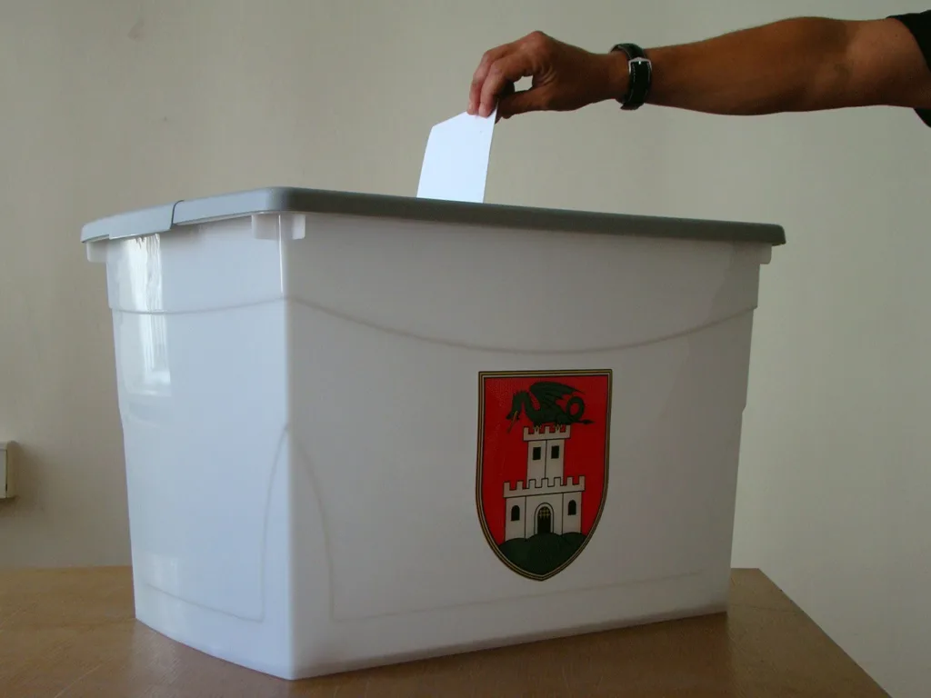 Volilna skrinjica za lokalne volitve v MO Ljubljana.