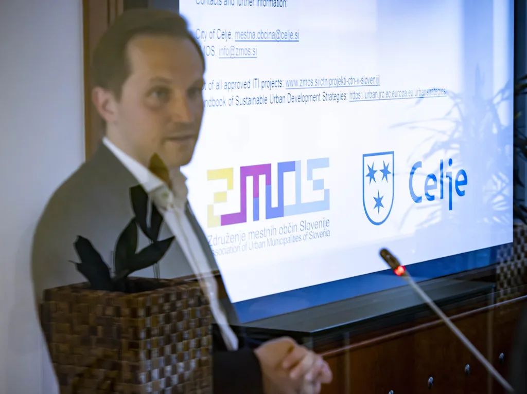 Predstavitev župana Kovača o CTN praksah v Celju in Sloveniji dne 12. 10. 2026 v Bruslju na dogodku CEMR