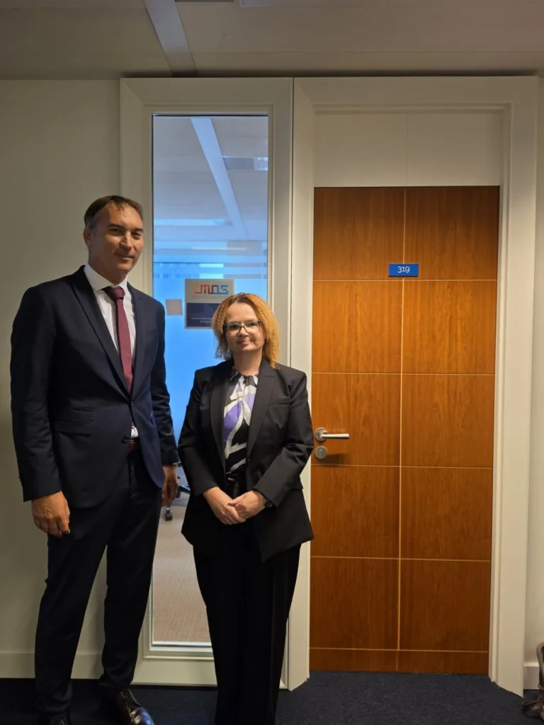 Obisk ministrice dr. Kirbiš Rojs na Predstavništvu ZMOS v Bruslju